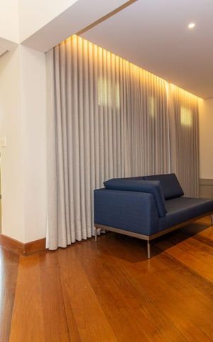 Casa de condomínio à venda com 397m², 4 quartos e 5 vagas