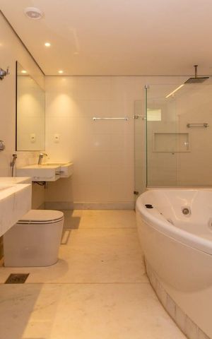 Casa de condomínio à venda com 397m², 4 quartos e 5 vagas
