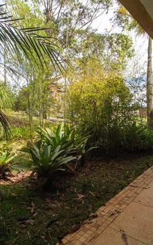 Casa de condomínio à venda com 397m², 4 quartos e 5 vagas
