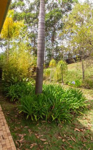 Casa de condomínio à venda com 397m², 4 quartos e 5 vagas