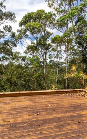 Casa de condomínio à venda com 397m², 4 quartos e 5 vagas
