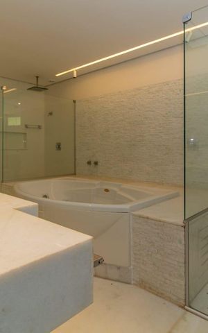 Casa de condomínio à venda com 397m², 4 quartos e 5 vagas