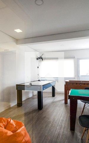 Apartamento à venda com 69m², 2 quartos e 1 vaga Apartamento à venda com 69m², 2 quartos e 1 vagaSalão de jogos