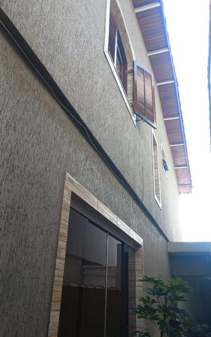 Casa à venda com 162m², 3 quartos e 1 vaga Casa à venda com 162m², 3 quartos e 1 vagaÁrea externa