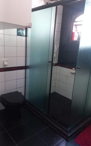 Casa à venda com 162m², 3 quartos e 1 vaga Casa à venda com 162m², 3 quartos e 1 vagaBanheiro