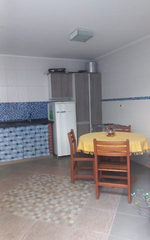 Casa à venda com 162m², 3 quartos e 1 vaga Casa à venda com 162m², 3 quartos e 1 vagaCozinha