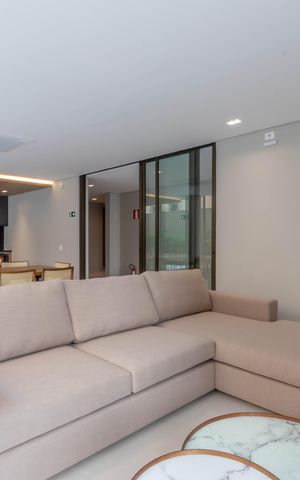Apartamento à venda com 182m², 3 quartos e 2 vagas Apartamento à venda com 182m², 3 quartos e 2 vagasÁrea comum - Salão de festas