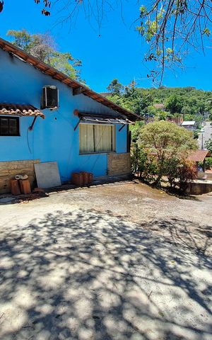 Casa para alugar com 3000m², 6 quartos e 2 vagas Casa para alugar com 3000m², 6 quartos e 2 vagasQuintal