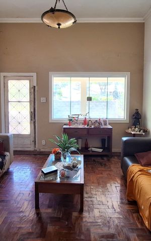 Casa para alugar com 3000m², 6 quartos e 2 vagas Casa para alugar com 3000m², 6 quartos e 2 vagasSala 1