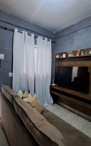 Casa à venda com 200m², 4 quartos e 2 vagas Casa à venda com 200m², 4 quartos e 2 vagasSala - CASA 1