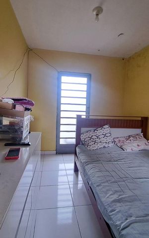 Casa à venda com 200m², 4 quartos e 2 vagas Casa à venda com 200m², 4 quartos e 2 vagasSala - Casa 2