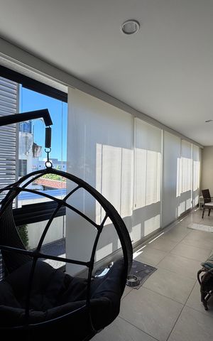 Apartamento para alugar com 230m², 4 quartos e 2 vagas Apartamento para alugar com 230m², 4 quartos e 2 vagasVaranda