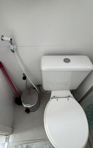 Apartamento para alugar com 230m², 4 quartos e 2 vagas Apartamento para alugar com 230m², 4 quartos e 2 vagasSuíte 2 - Banheiro