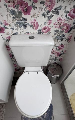 Apartamento para alugar com 230m², 4 quartos e 2 vagas Apartamento para alugar com 230m², 4 quartos e 2 vagasSuíte 3 - Banheiro