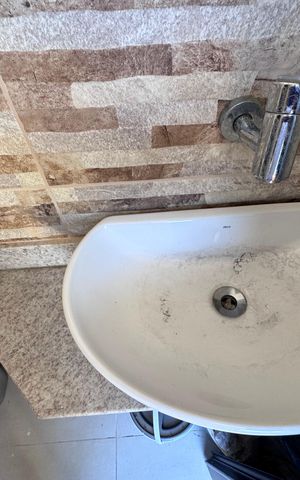 Apartamento para alugar com 230m², 4 quartos e 2 vagas Apartamento para alugar com 230m², 4 quartos e 2 vagasLavabo