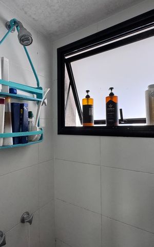 Apartamento para alugar com 230m², 4 quartos e 2 vagas Apartamento para alugar com 230m², 4 quartos e 2 vagasSuíte 2 - Banheiro