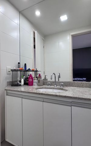 Apartamento para alugar com 230m², 4 quartos e 2 vagas Apartamento para alugar com 230m², 4 quartos e 2 vagasSuíte 2 - Banheiro