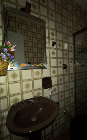 Casa de condomínio à venda com 256m², 5 quartos e 2 vagasBanheiro Social 2 - Casa 1