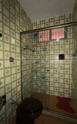Casa de condomínio à venda com 256m², 5 quartos e 2 vagasBanheiro Social 2 - Casa 1