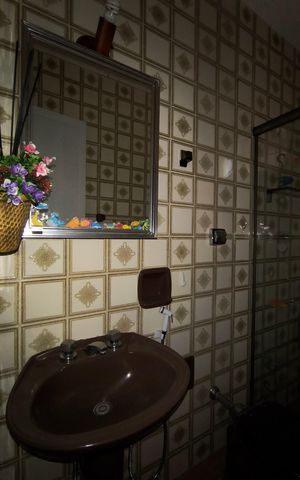 Casa de condomínio à venda com 256m², 5 quartos e 2 vagasBanheiro Social 2 - Casa 1