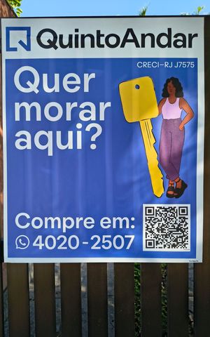 Casa de condomínio à venda com 256m², 5 quartos e 2 vagasPlaca 