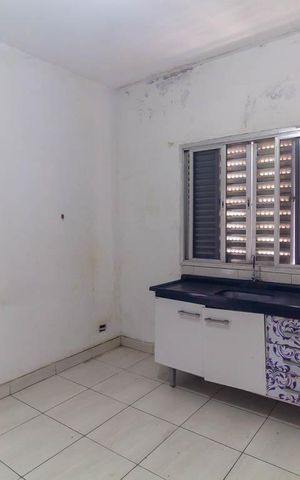 Casa para alugar com 250m², 2 quartos e sem vaga Casa para alugar com 250m², 2 quartos e sem vagaCozinha