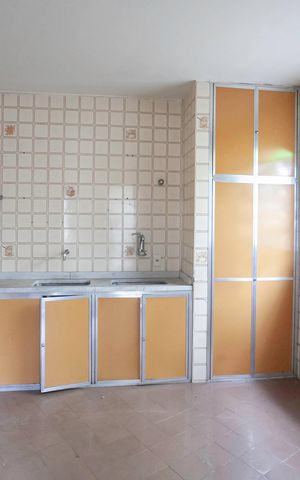 Casa à venda com 360m², 6 quartos e 2 vagas Casa à venda com 360m², 6 quartos e 2 vagasCozinha