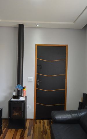 Casa à venda com 120m², 2 quartos e 2 vagasSala