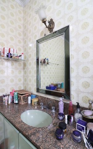 Casa à venda com 600m², 3 quartos e 4 vagasBanheiro Suíte