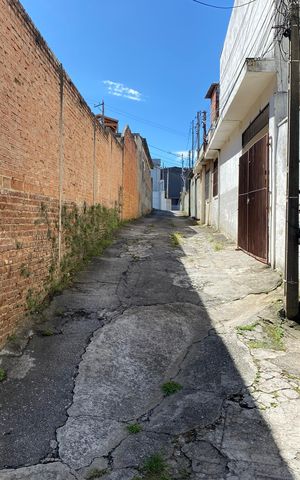 Casa à venda com 300m², 3 quartos e 3 vagas Casa à venda com 300m², 3 quartos e 3 vagasVista da Rua 1