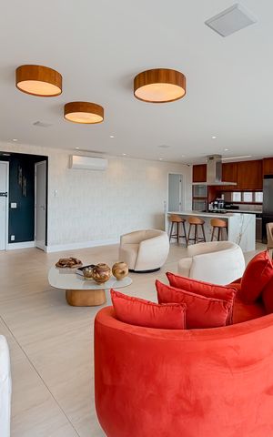Apartamento à venda com 146m², 3 quartos e 3 vagas Apartamento à venda com 146m², 3 quartos e 3 vagasSala