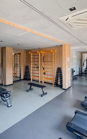 Apartamento à venda com 146m², 3 quartos e 3 vagas Apartamento à venda com 146m², 3 quartos e 3 vagasAcademia