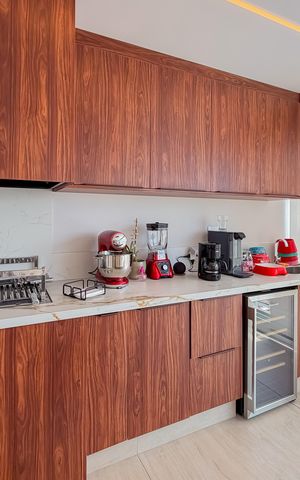 Apartamento à venda com 146m², 3 quartos e 3 vagas Apartamento à venda com 146m², 3 quartos e 3 vagasVaranda Gourmet