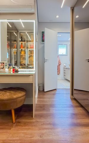 Apartamento à venda com 146m², 3 quartos e 3 vagas Apartamento à venda com 146m², 3 quartos e 3 vagasSuíte Master