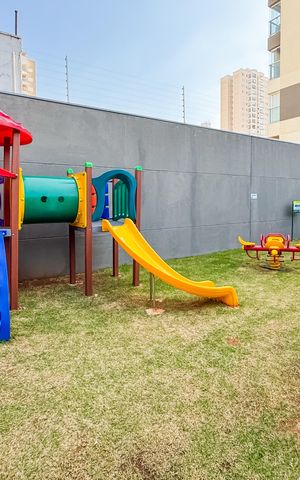 Apartamento à venda com 146m², 3 quartos e 3 vagas Apartamento à venda com 146m², 3 quartos e 3 vagasPlayground