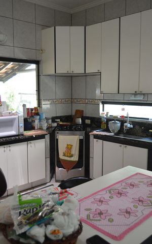 Casa à venda com 250m², 2 quartos e 2 vagasCozinha
