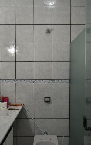 Casa à venda com 250m², 2 quartos e 2 vagasBanheiro da Suíte 2