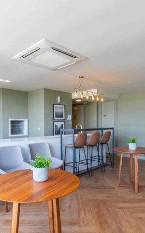 Apartamento para alugar com 30m², 1 quarto e 1 vaga Apartamento para alugar com 30m², 1 quarto e 1 vagaÁrea comum - Salão de festas
