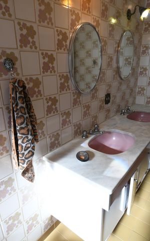 Casa para alugar com 540m², 4 quartos e 4 vagasBanheiro Social