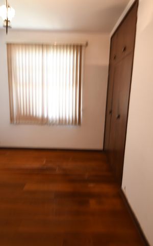 Casa para alugar com 540m², 4 quartos e 4 vagasQuarto 2