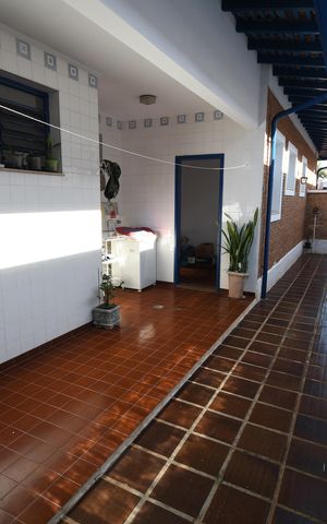 Casa para alugar com 540m², 4 quartos e 4 vagasÁrea de Serviço