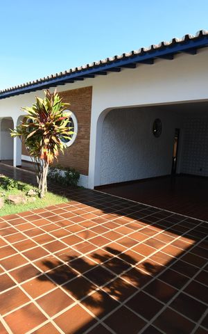 Casa para alugar com 540m², 4 quartos e 4 vagasGaragem