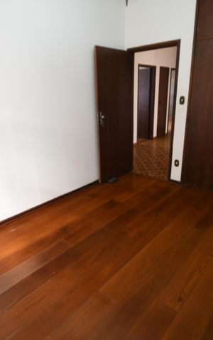 Casa para alugar com 540m², 4 quartos e 4 vagasQuarto 1