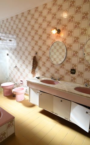 Casa para alugar com 540m², 4 quartos e 4 vagasBanheiro Social