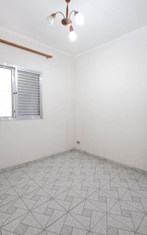Casa para alugar com 70m², 2 quartos e 2 vagasQuarto 2