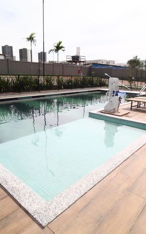 Apartamento para alugar com 55m², 2 quartos e 1 vagaÁrea comum - Piscina