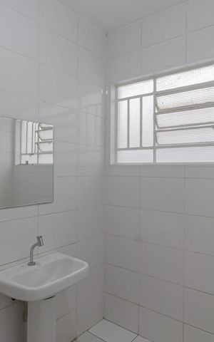Casa para alugar com 180m², 7 quartos e 1 vagaBanheiro 2