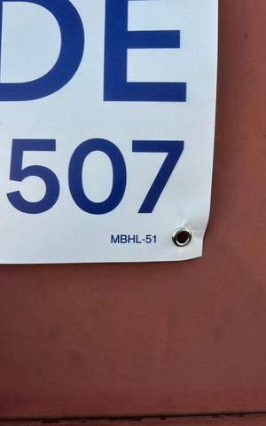 Casa à venda com 250m², 3 quartos e 5 vagasPlaca 
