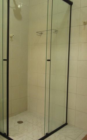 Casa para alugar com 150m², 3 quartos e 4 vagasBanheiro 2