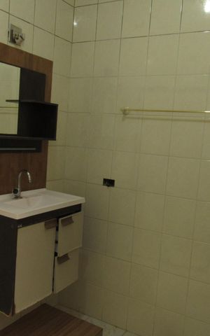 Casa para alugar com 150m², 3 quartos e 4 vagasBanheiro 2